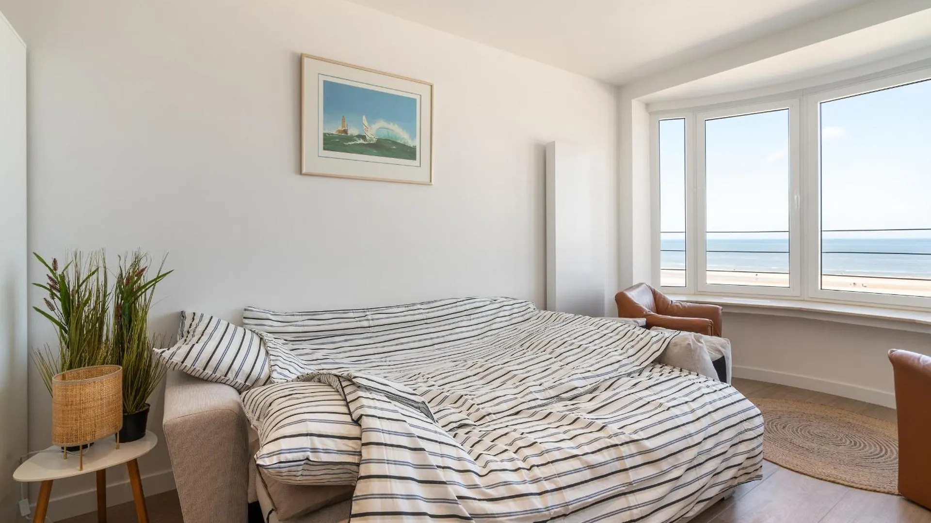 Renovated Central Seaview Appartment 