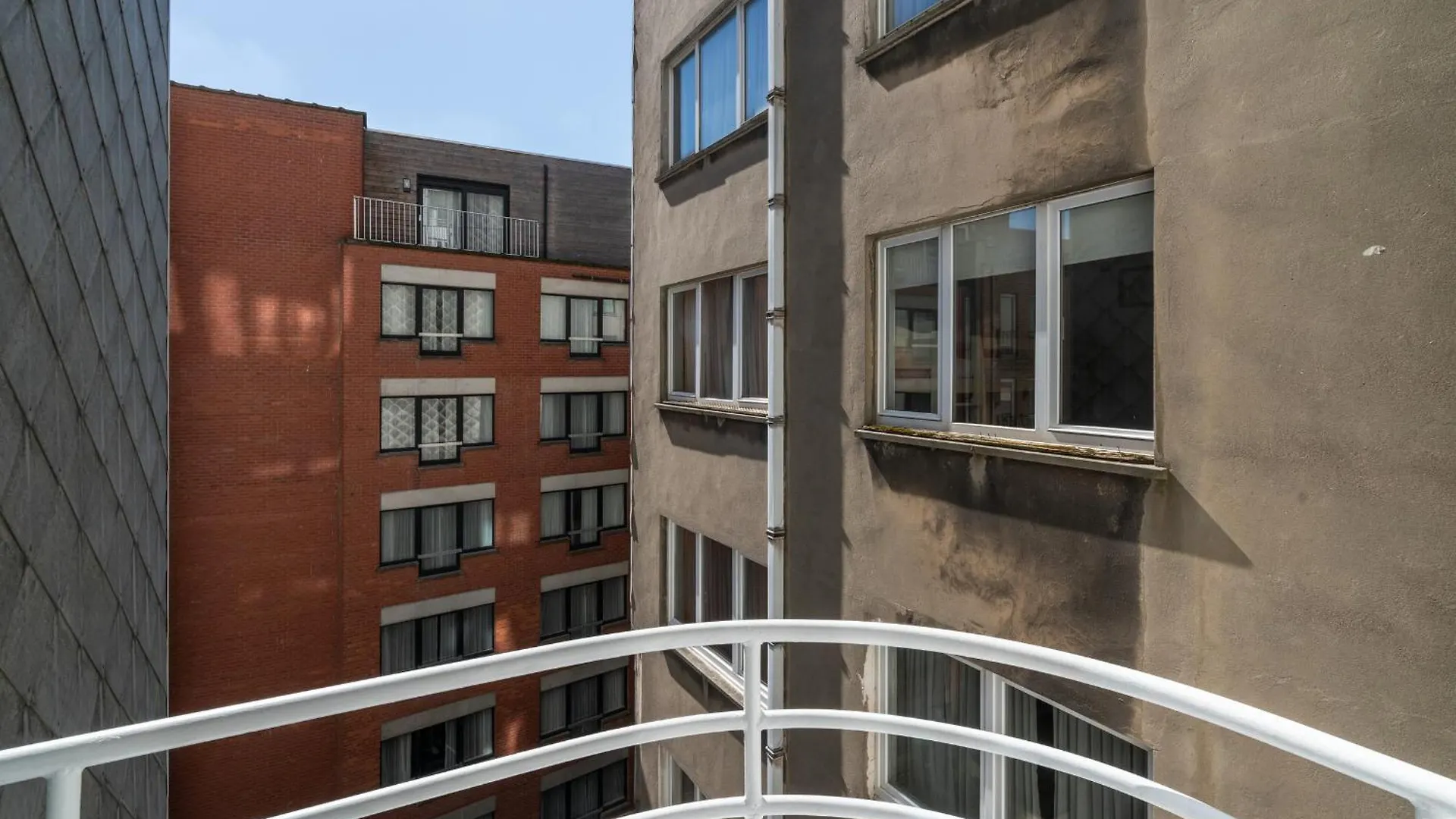 Apartment Renovated Central Seaview Appartment 